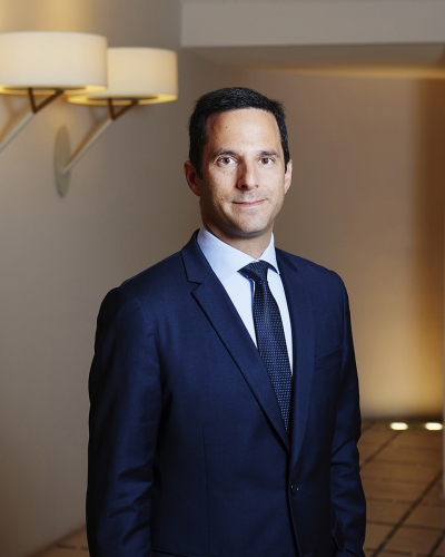 PORTFOLIO -  PORTRAIT -  CORPORATE