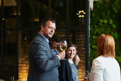PORTFOLIO -  CORPORATE - REPORTAGE - EVENT- COM